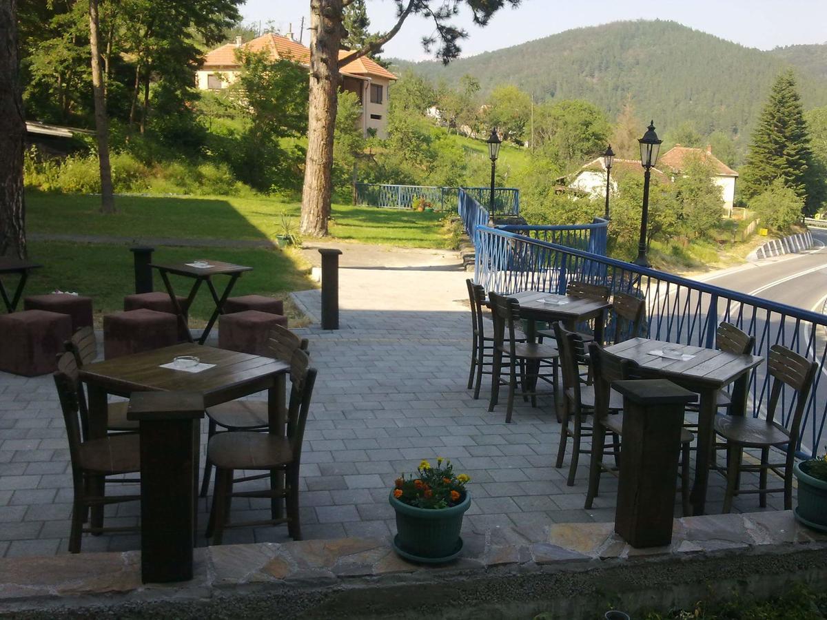 Apartament Чачак Екстер'єр фото
